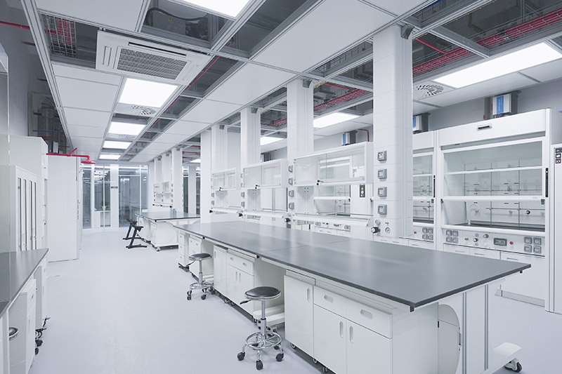 定边实验室革新：安全与科技的现代融合